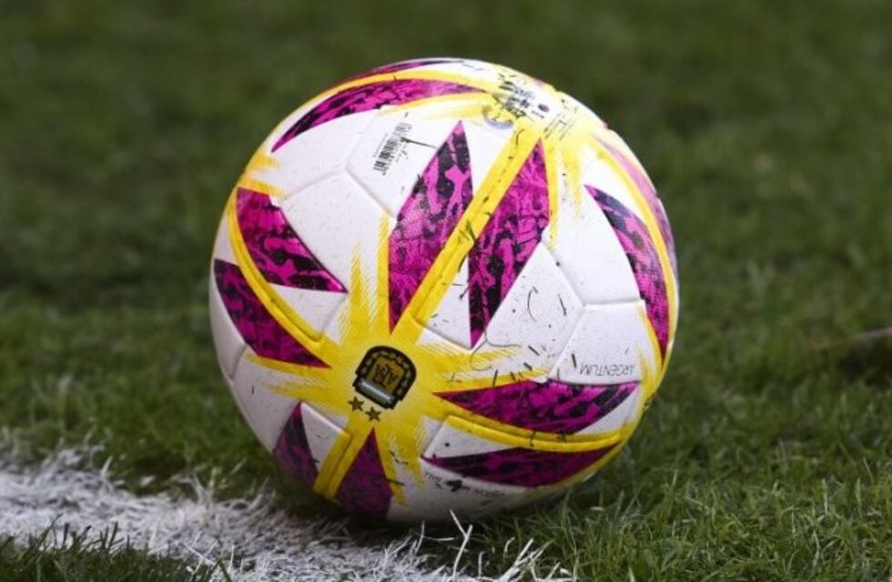 Los futbolistas analizaron la posible suspensión de los descensos por dos años