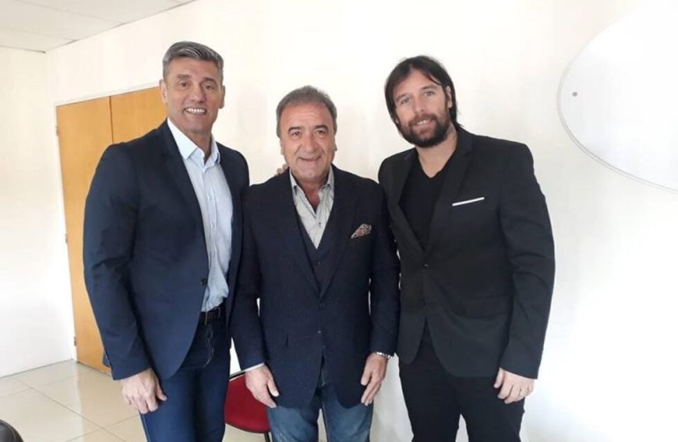 Con el Goyco y Cavenaghi, el Congreso de Fútbol va de área a área