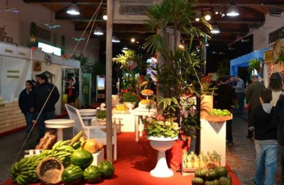 Octava edición de "Frutar" en el predio ferial de Paseo Costanero
