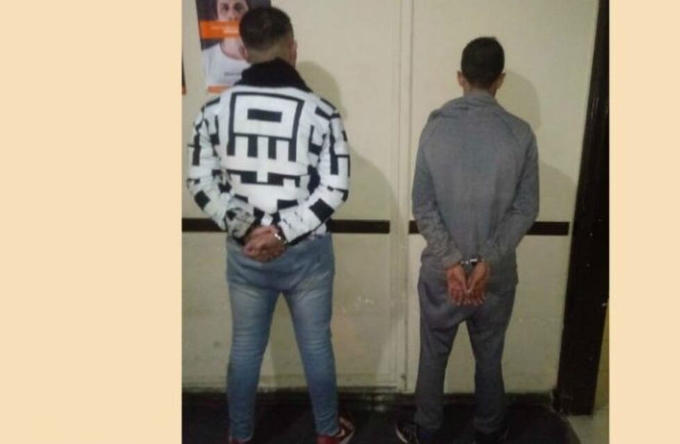 Detuvieron a dos jóvenes de 20 y 21 años por arrojar piedras a un patrullero