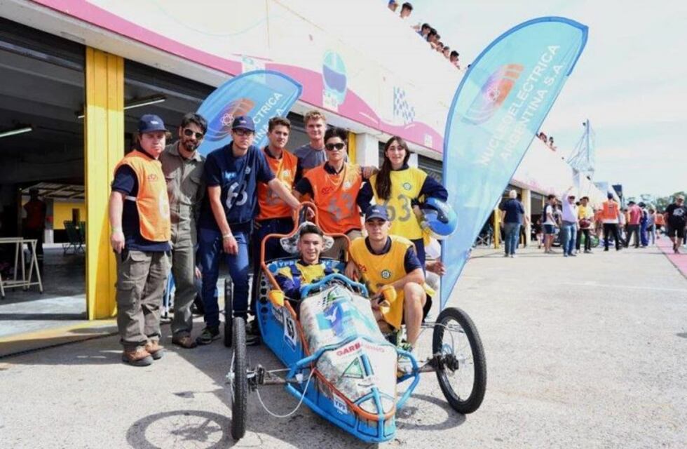 Alumnos de Rumipal participaron del Desafío Eco YPF