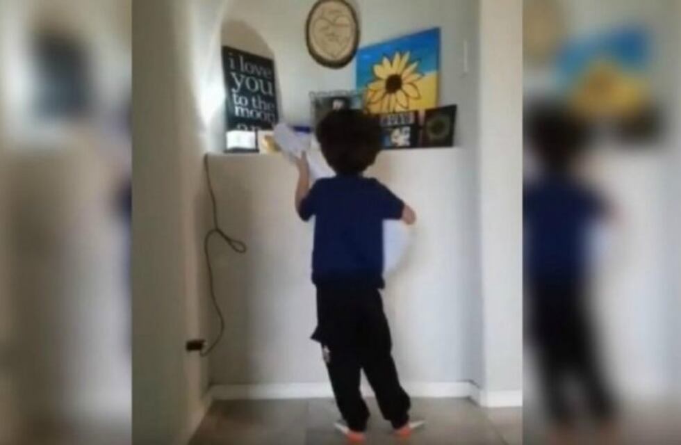 Emocionante: el nene de 4 años que le dedicó una canción de "Coco" a su hermanita fallecida