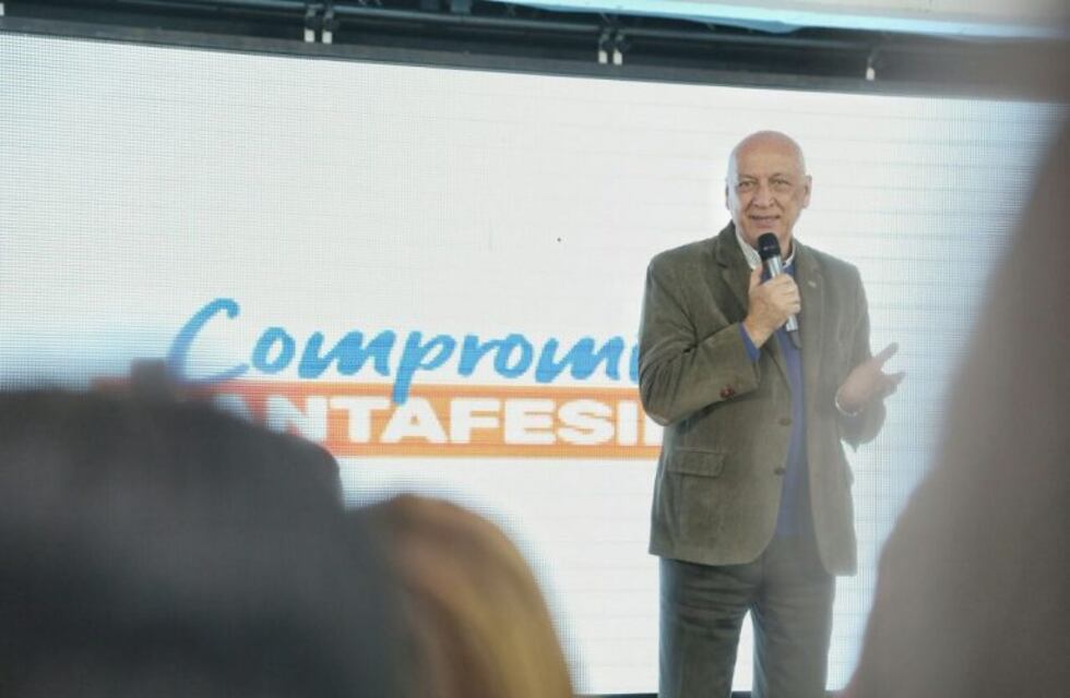 Bonfatti omitió a Lavagna y felicitó a Alberto Fernández tras las PASO