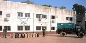 Más de un millón de pesos en cigarrillos y cuatro detenidos en un procedimiento de Gendarmería