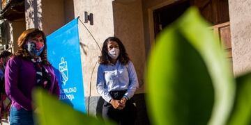 El Municipio continúa con la plantación de naranjos en el centro riojano