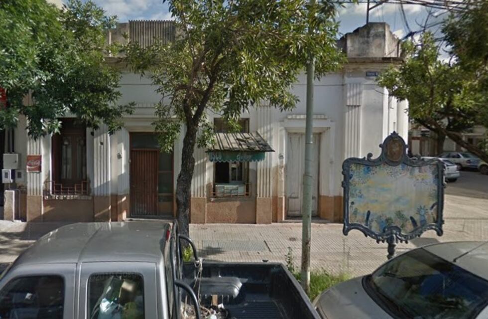 La inseguridad no se detiene: le robaron a una anciana de 87 a metros de la Jefatura