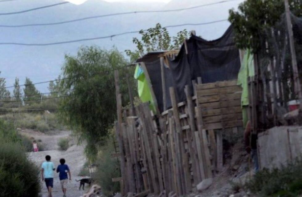 La pobreza en Mendoza se medirá por privaciones y no sólo por ingresos