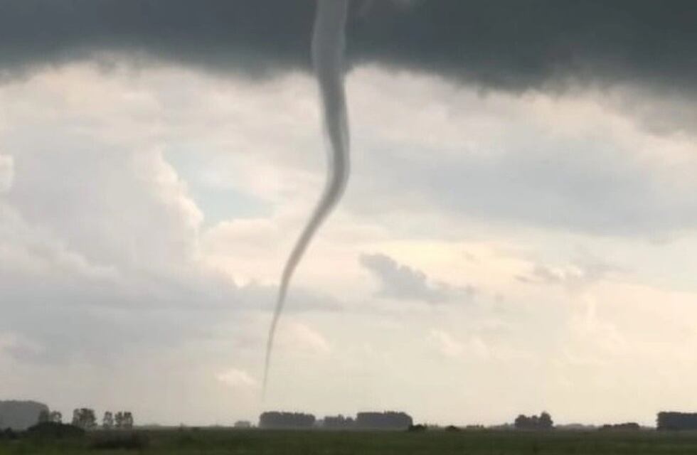 Video: un "tornado" en Punta Indio, localidad de Verónica