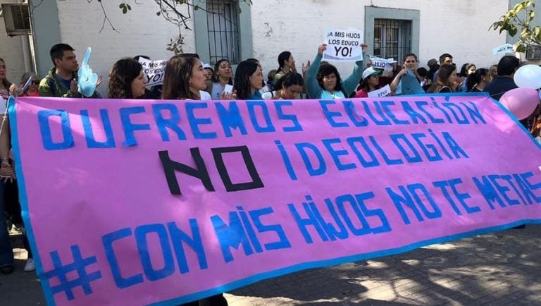 con mis hijos no