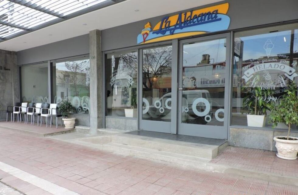 A los niños discapacitados le regalan el helado cada vez que van