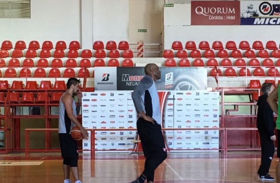 Con el Jefe Sam Clancy, Instituto está casi completo para la Liga Nacional