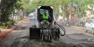 Repavimentan en la zona céntrica de Posadas este lunes 4 de mayo 20\u002E (Mun\u002E de Posadas)