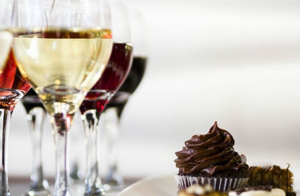 Cómo combinar vinos y dulces
