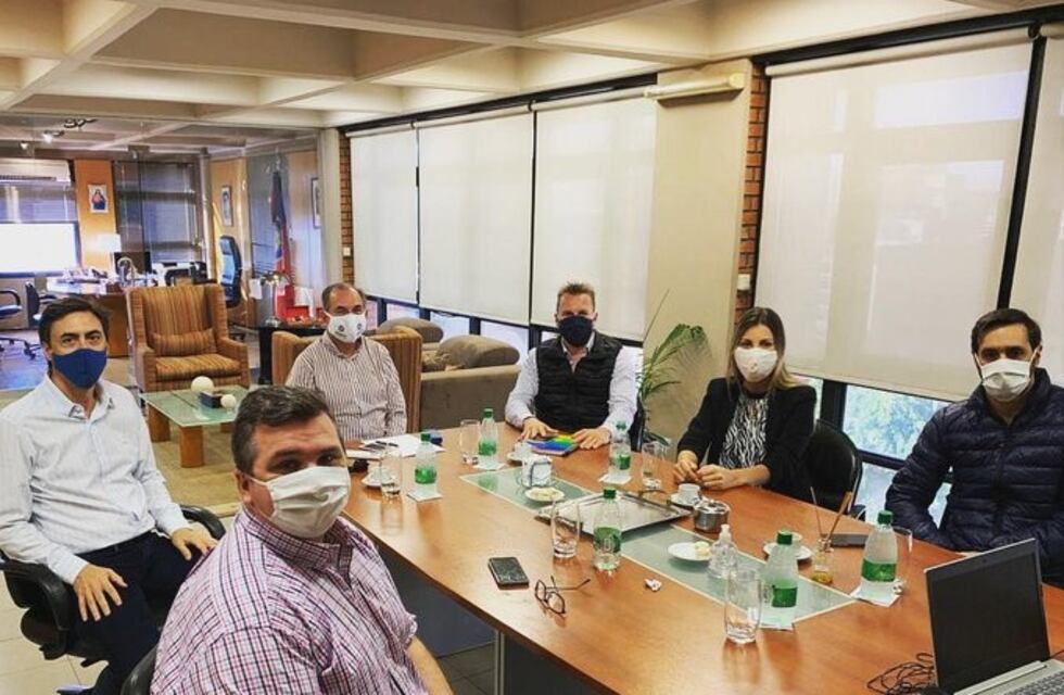 Los comerciantes piden la extensión del horario en los negocios posadeños