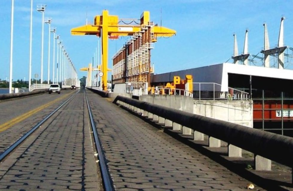 Voces a favor y en contra por la re apertura del puente Concordia-Salto