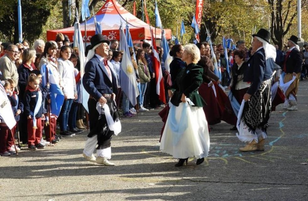 Necochea celebró el 209° aniversario de la Revolución de Mayo