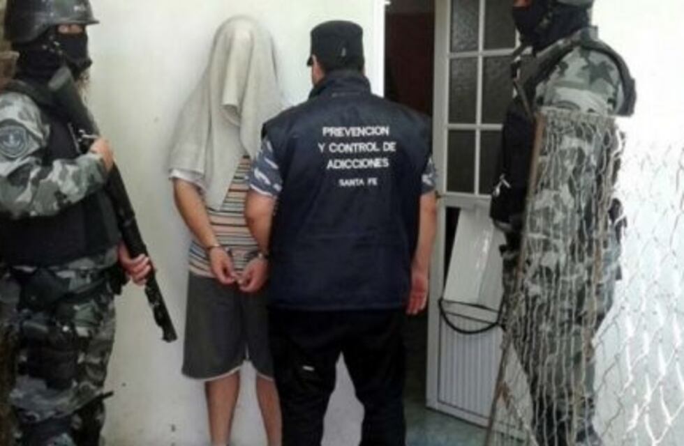 Condenaron a 4 años de prisión a dealer que repartía droga en un Fiat 600