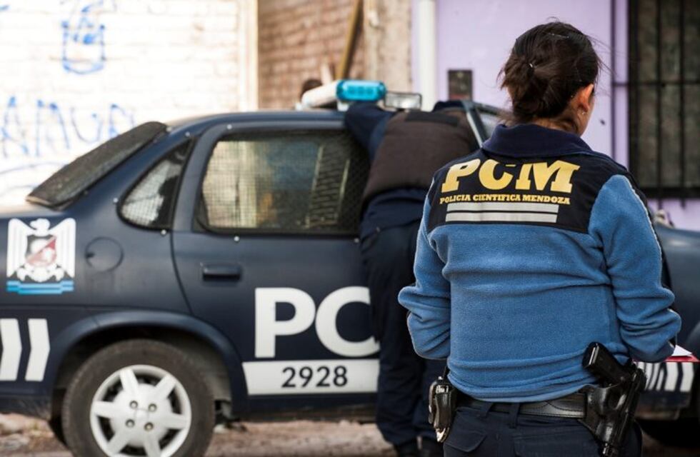 Siguen los robos en el club Huracán Las Heras