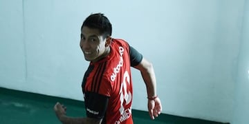 El volante fue una de las figuras en el triunfo ante River Plate como visitante\u002E (Prensa Newell's Old Boys)