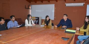 l Ministerio de Desarrollo Económico y Producción avanza en negociaciones con dueños de minimercaditos para que el programa “Ahora Góndola 2” se implemente en todos los barrios de la provincia\u002E