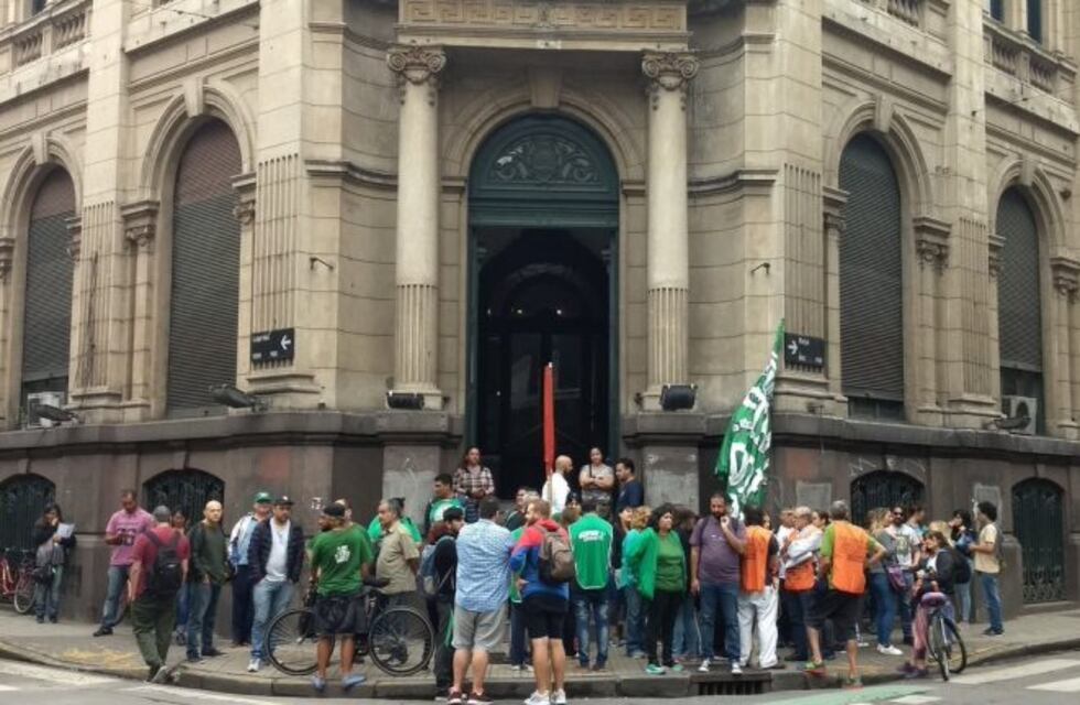 Paran las guardias externas de los hospitales provinciales de Rosario