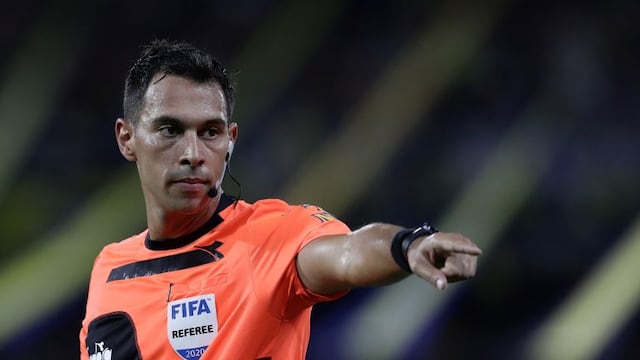 Facundo Tello dirigirá el Superclásico. (AFP)