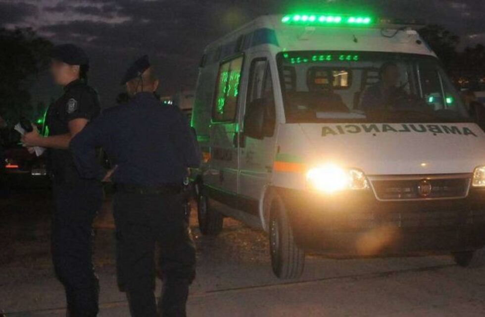 Tres personas resultaron heridas por  un vuelco en Guaymallén