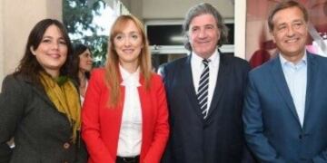 Noelia Barbeito, Anabel Fernández Sagasti, José Luis Ramón y Rodolfo Suárez\u002E