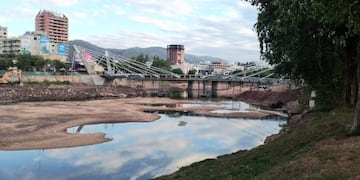 Preocupa la escasez del agua del lago San Roque\u002E
