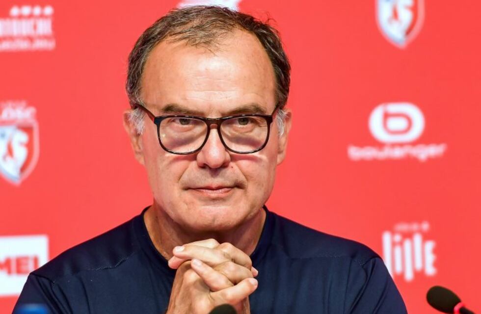 ¡Una nueva locura! Bielsa revisó 1.800 partidos para conformar el plantel del Lille