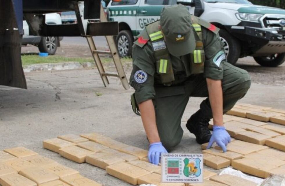 Importante operativo anti narcotráfico logró detener un cargamento que iba desde Corrientes a Córdoba