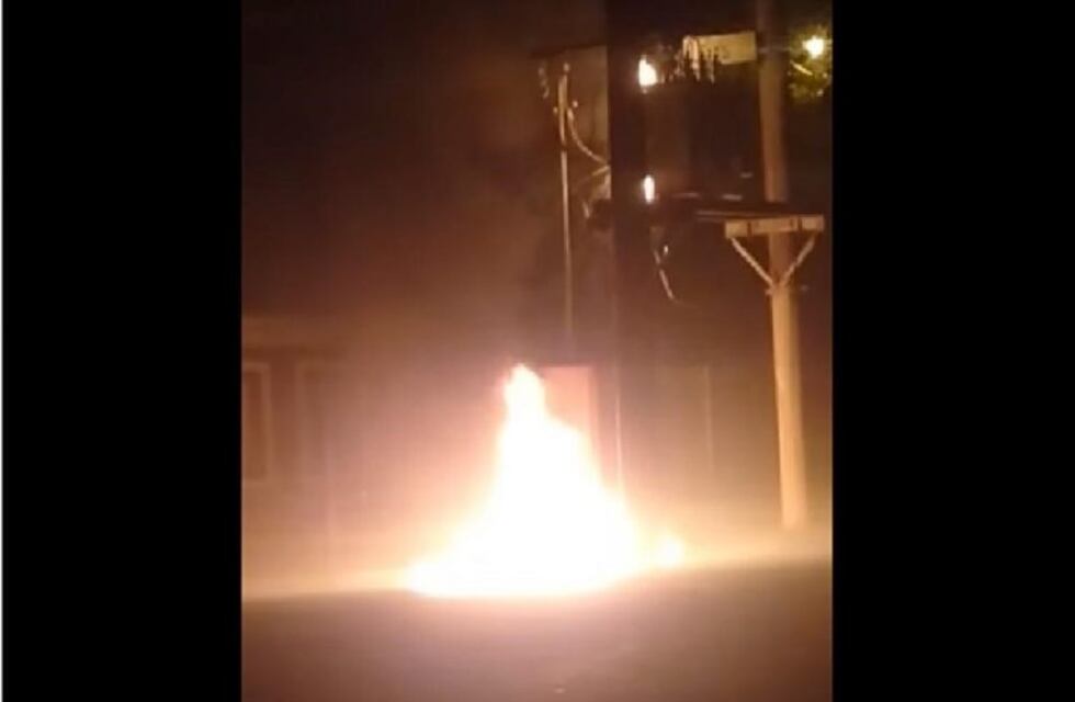 Un transformador se incendió y causó pánico en los vecinos de un barrio