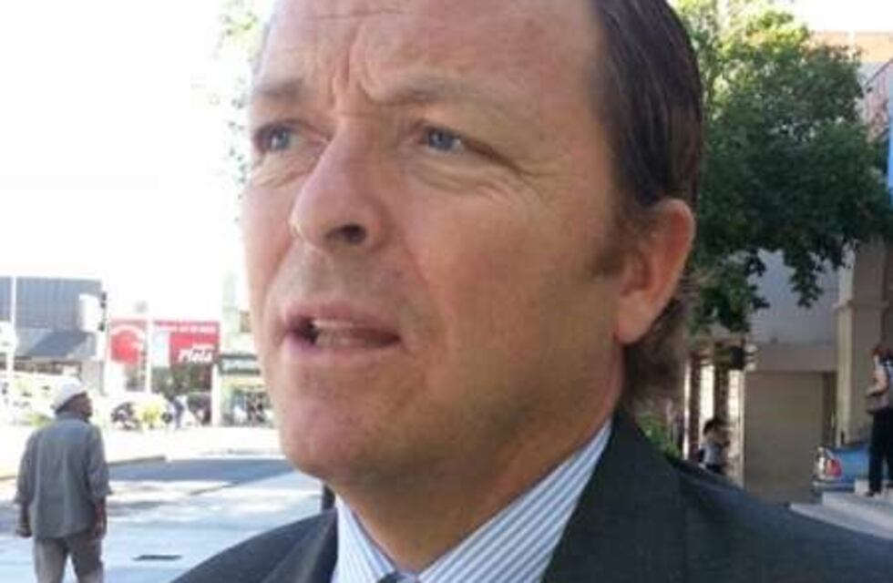 Carreño: "No puede modificarse la Constitución por vía de una interpretación"