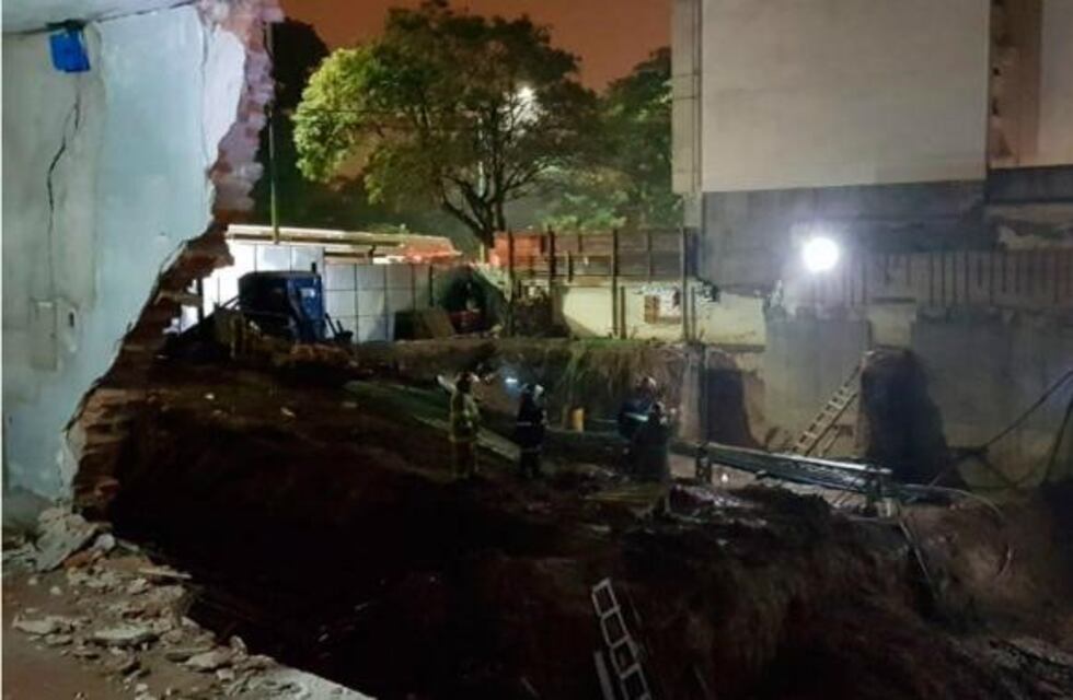 Se produjo un derrumbe en una obra en la avenida Mate de Luna