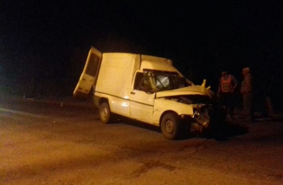 Un motociclista murió tras chocar de frente con una camioneta