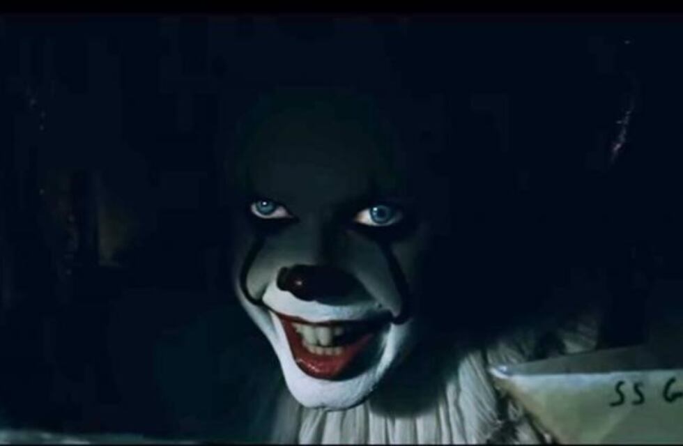 ¡A un paso del infarto! El payaso de It apareció entre el público en un cine mendocino