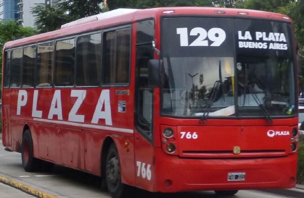 Se levantó el paro en la línea 129, que une Buenos Aires y La Plata