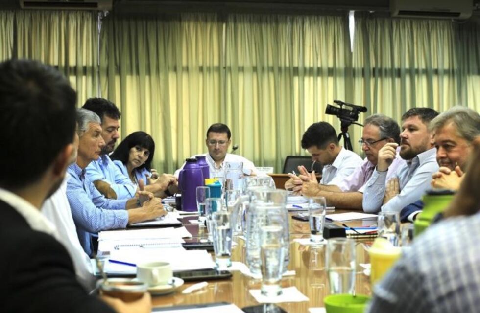 Quieren que los menores de entre 16 y 18 años que delincan sean acusados por el MPA