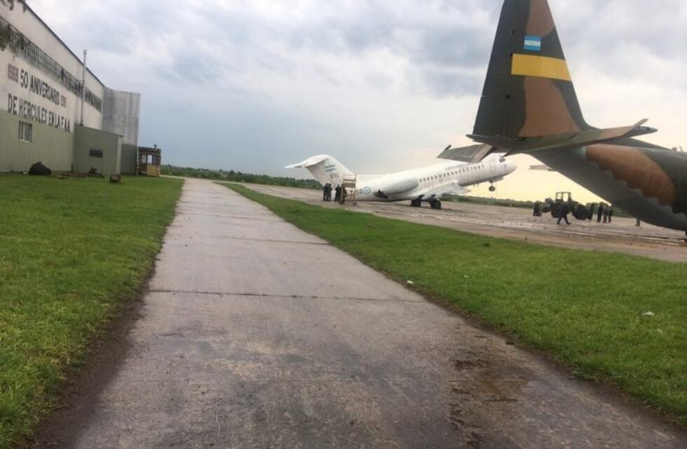 Los fuertes vientos en Buenos Aires tumbaron un avión en El Palomar