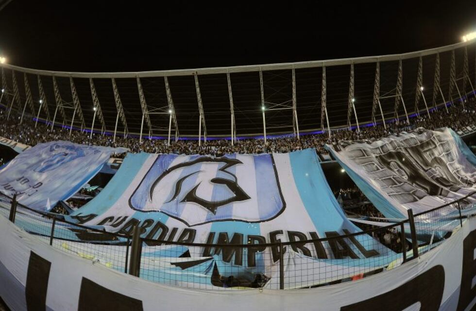 Racing y River jugarán sin visitantes por la Copa Libertadores