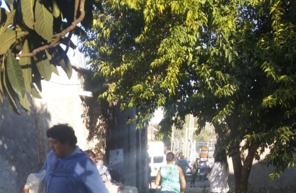 Incendio en vivienda: vecinos tienden una Red Solidaria