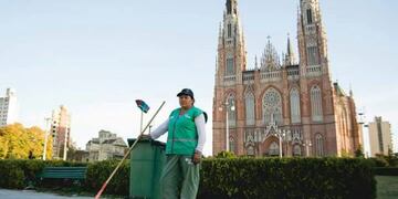 Acordaron el pago de un bono de $1\u002E500 a los afiliados (web)\u002E