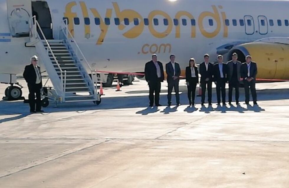 Inauguraron vuelos de Flybondi entre Buenos Aires y Trelew