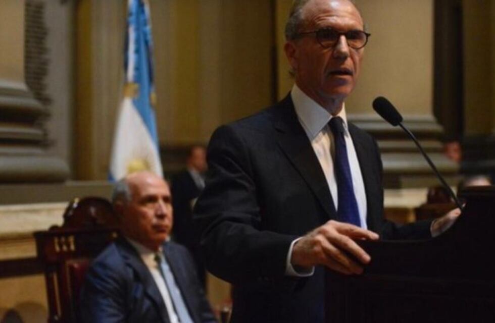 El oficialismo pidió el juicio político para el presidente de la Corte Suprema, Carlos Rosenkrantz