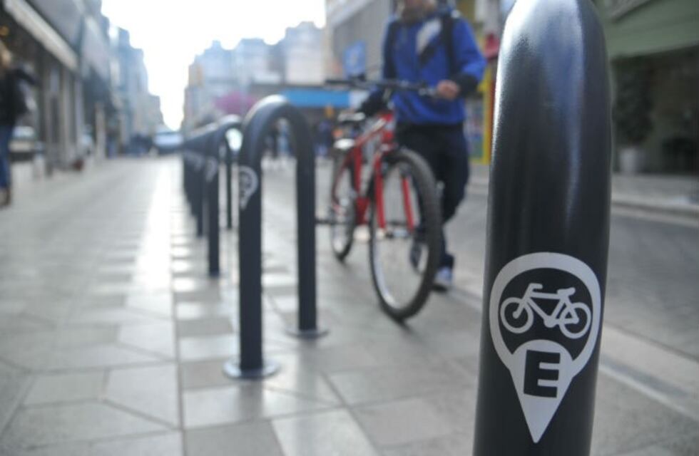 Suman lugares para dejar las bicicletas