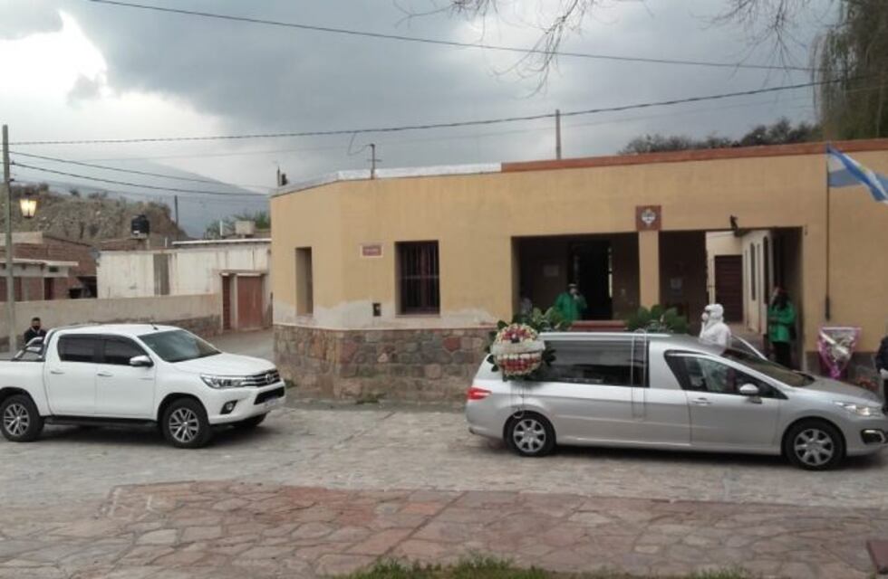 Vecinos y autoridades despidieron al comisionado Mamaní