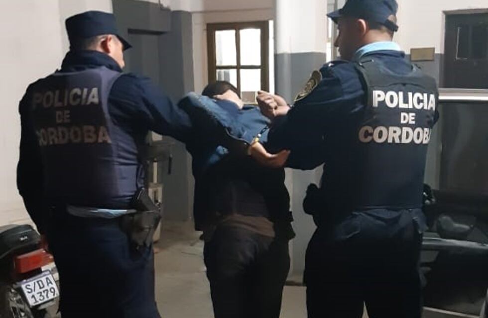 Un detenido en Alta Gracia: lo encontraron dentro de una vivienda robando