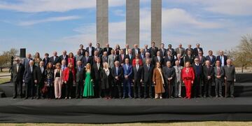 Lifschitz y Corral, presentes en el acto por el 25° aniversario de la reforma constitucional (@josecorralSF)
