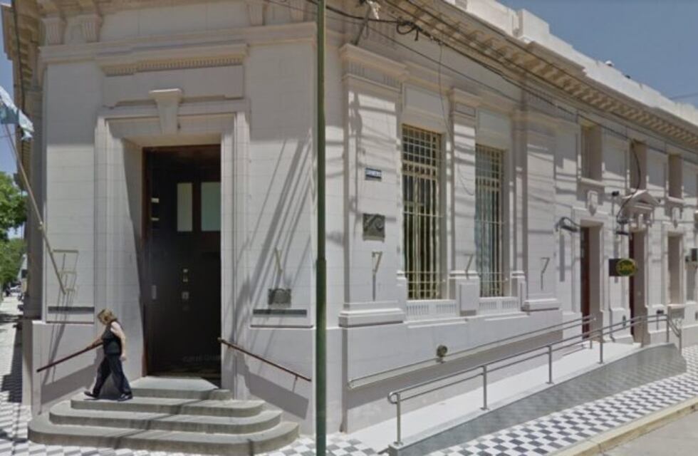 Coronavirus en Oliva: por un caso, cierran el Banco Nación