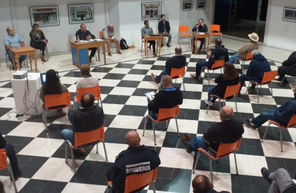 Reunión de Defensa Civil en tres Arroyos